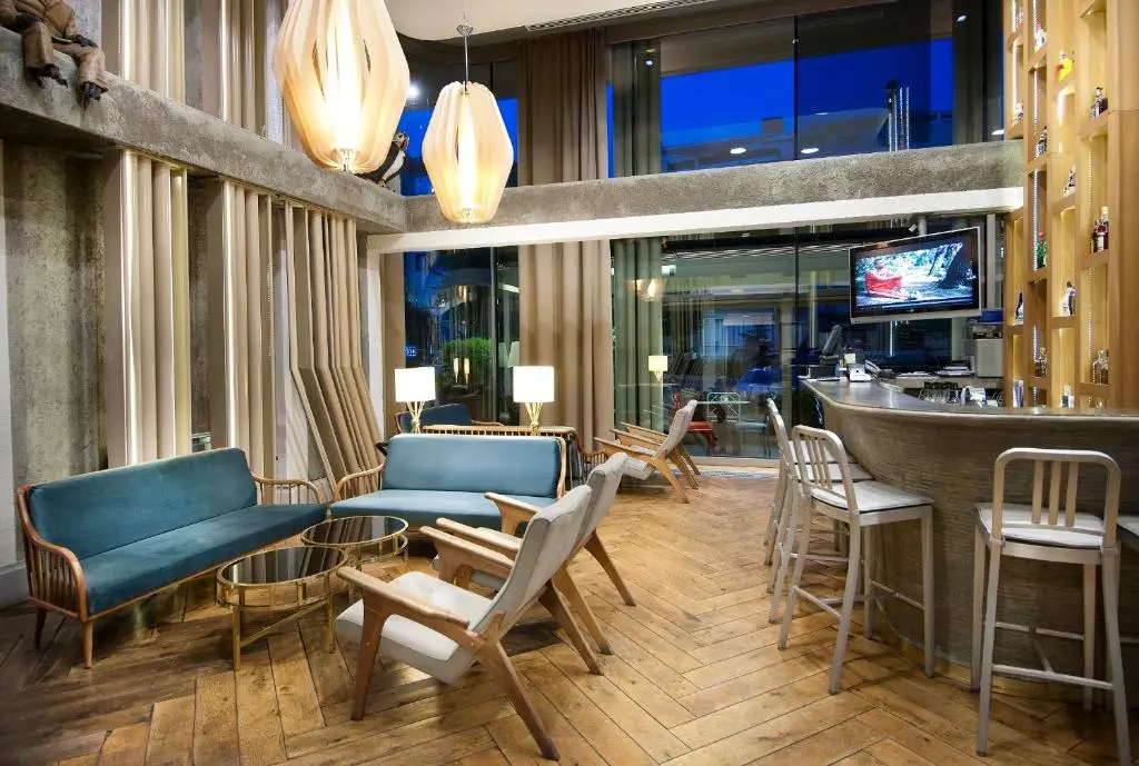 لابی The Marmara Sisli hotel